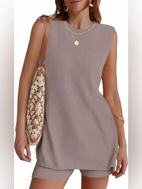 Sleeveless Sweater Set